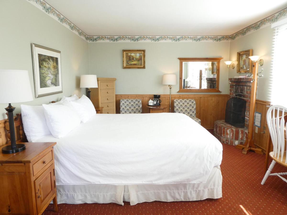 Carmel Fireplace Inn Kamer foto