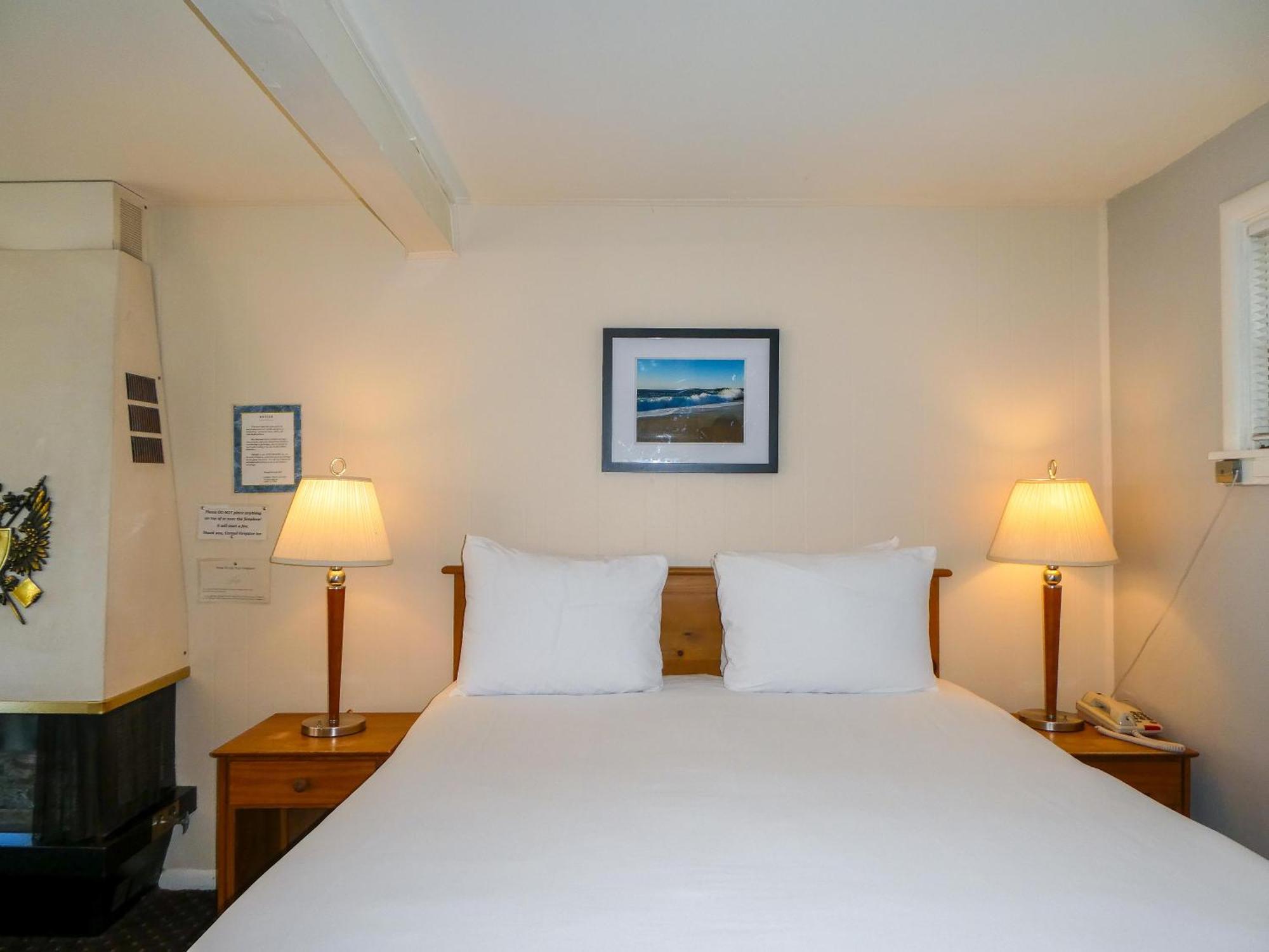 Carmel Fireplace Inn Kamer foto