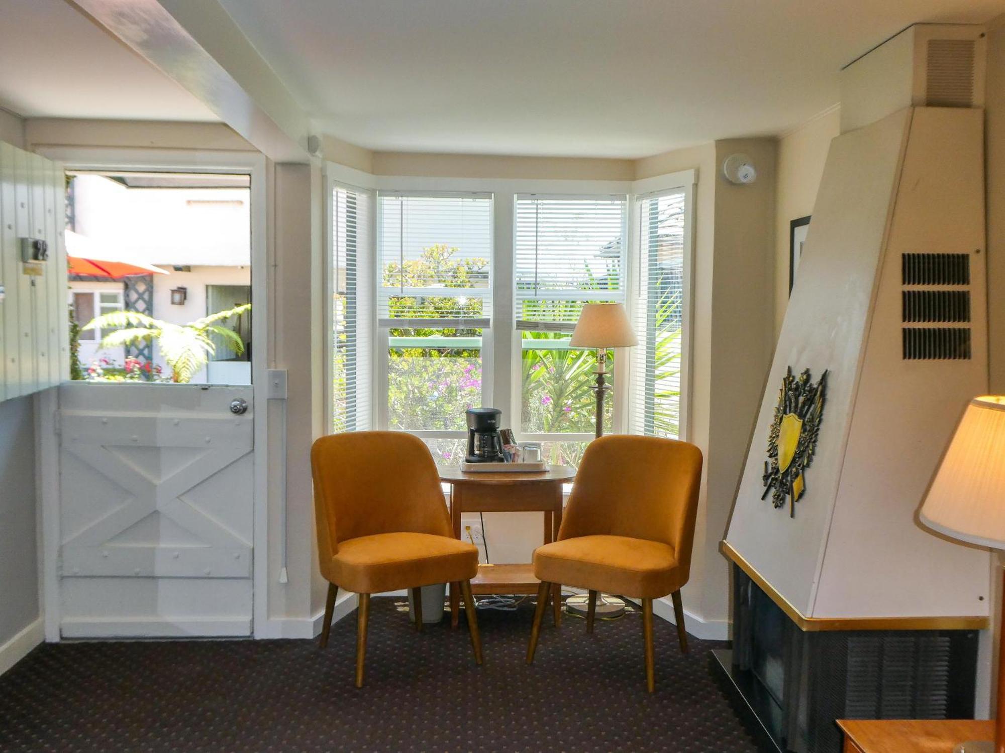 Carmel Fireplace Inn Kamer foto