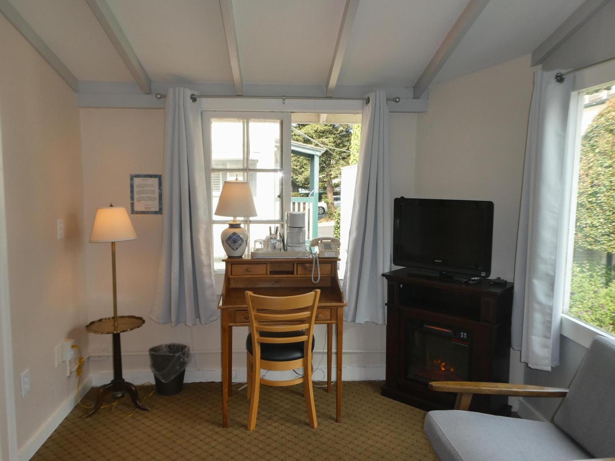 Carmel Fireplace Inn Kamer foto